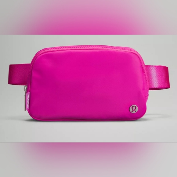 lululemon athletica Handbags - NEW! Lululemon Everywhere Beltbag 1L Sonic Pink!